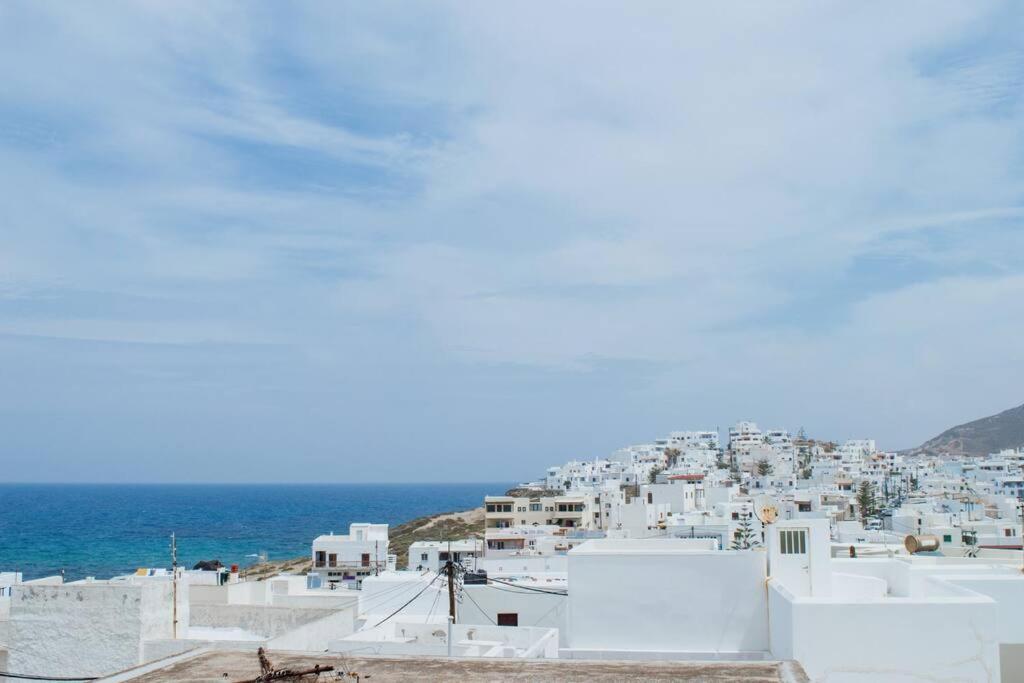Castlevania- Traditional House In The Castle Naxos City ภายนอก รูปภาพ